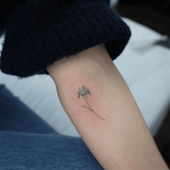 30+ Simple and Small Flower Tattoos Ideas for Women MyBodiArt