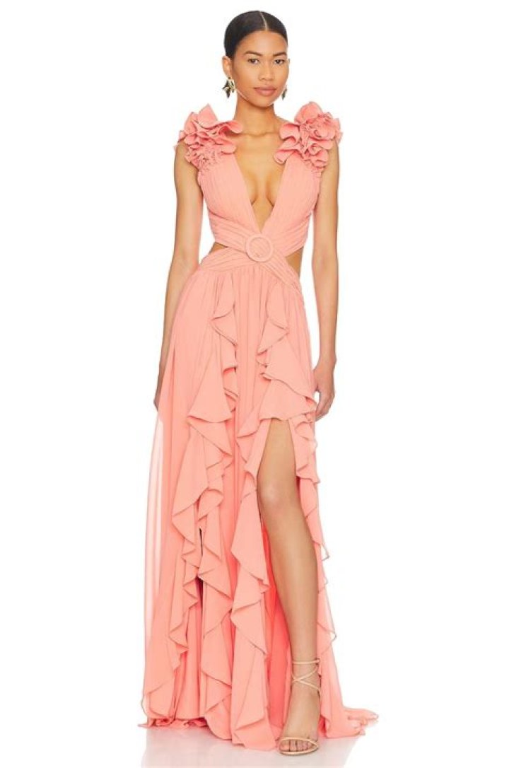 38 Best REVOLVE Wedding Guest Dresses by Dress Code + Venue