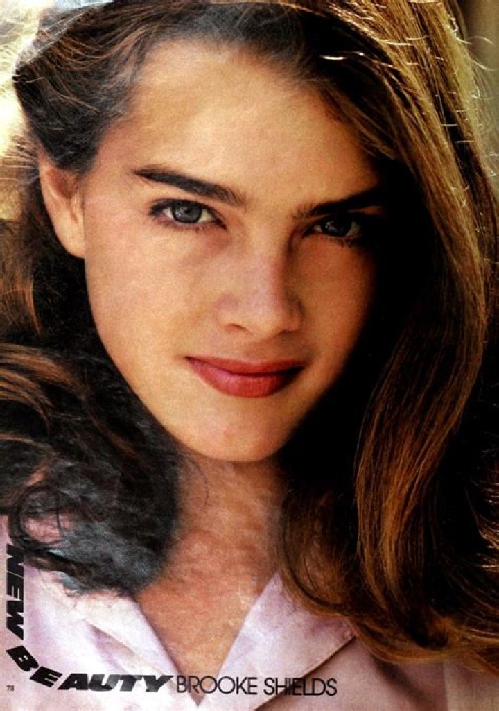 A young Brooke Shields Online Photo Galleries