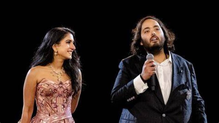 Anant Ambani feels 'earthquakes and tsunamis' in his heart for Radhika