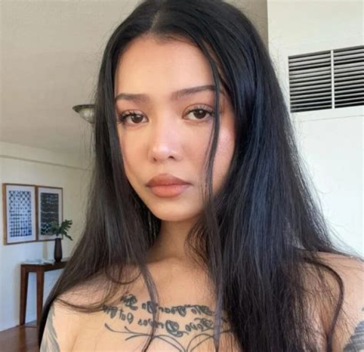 Bella Poarch Age, Husband, Wiki, Latest News, Parents, Net Worth