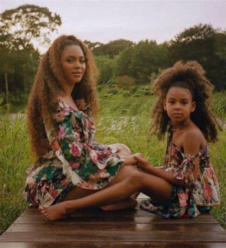 Beyonc&eacute; poses with daughters Blue Ivy and Rumi for Ivy Park