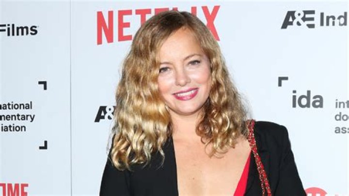 Bijou Phillips Net Worth An InDepth Look Into Her Wealth Amidst