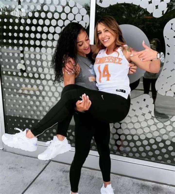 Bre Austin's Instagram, Twitter & Facebook on IDCrawl