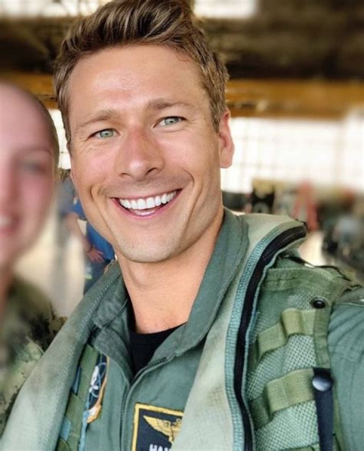 Can we just agree Glen Powell is the most beautiful person to ever