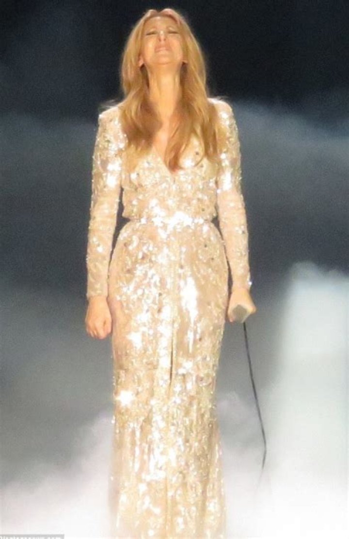 Celine Dion weight, height and age. We know it all!