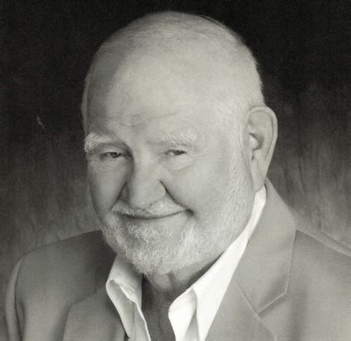 Character actor Robert Prosky dies at 77