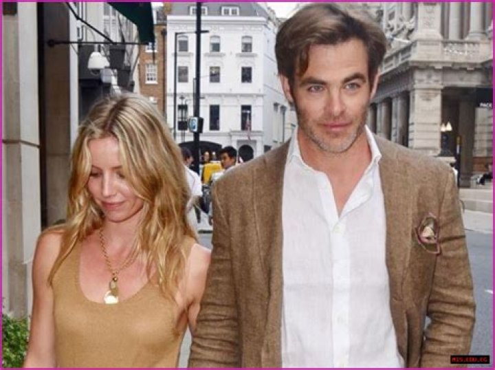 Chris Pine Relationship: A Comprehensive Overview