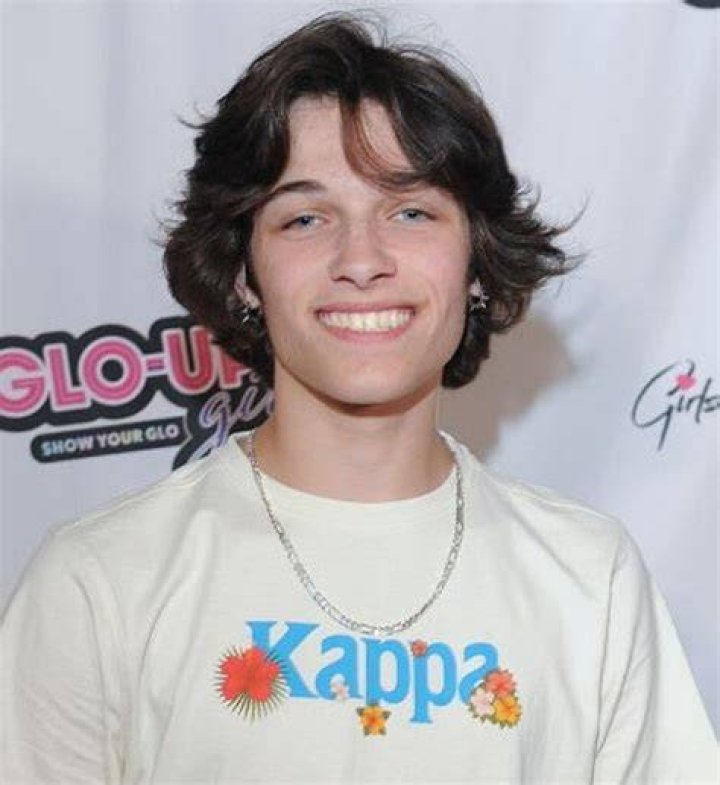 Christopher Sturniolo Age, Net Worth, Girlfriend, Family, Height and