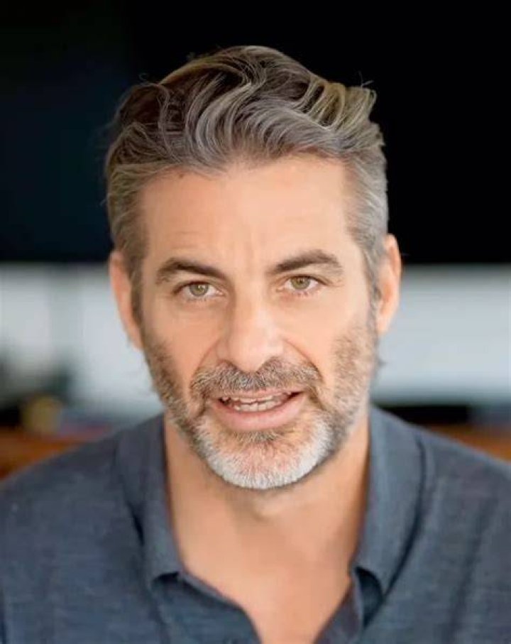 Curtis Jones Wiki, Bio, Age, Jersey Number, Height, Birthday, Salary