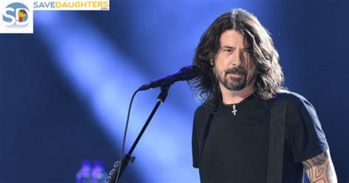 Dave Grohl Wiki, Age, Biography, Wikipedia, Wife, Family, Career, Net Worth