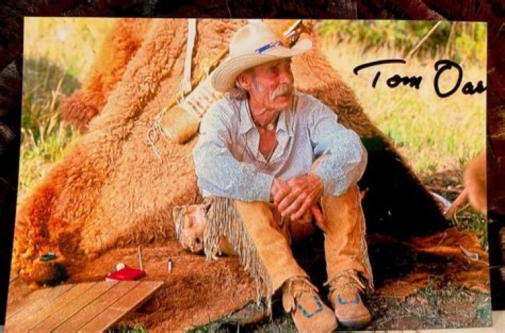 Discovering Tom Oar: Quel Âge À Tom Oar?