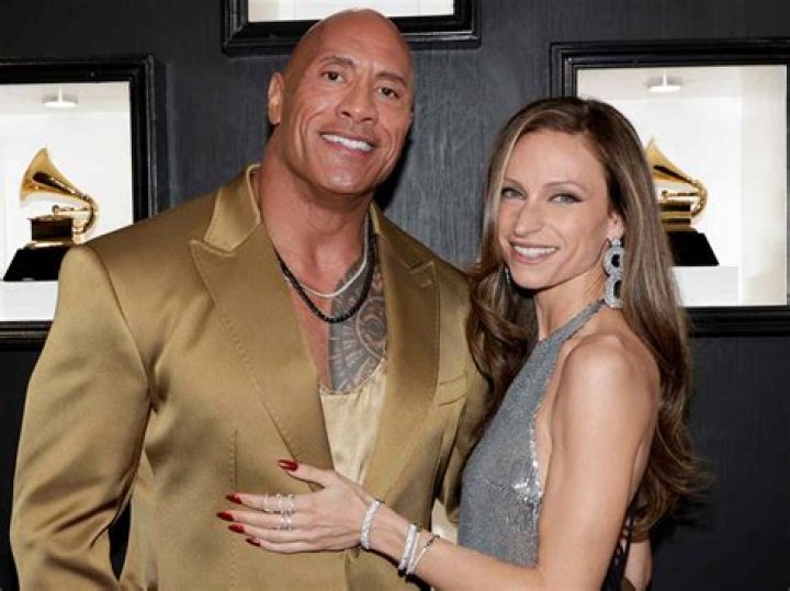 Does Dwayne Johnson Have An Identical Twin?
