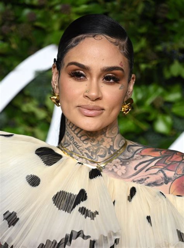 Does Kehlani have a tattoo of YG?