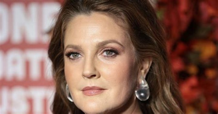 Drew Barrymore Never Said She Wishes Her Mom Was Dead