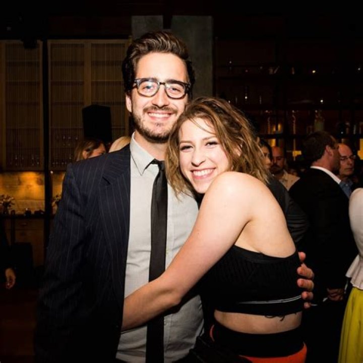 Eden Sher Boyfriend