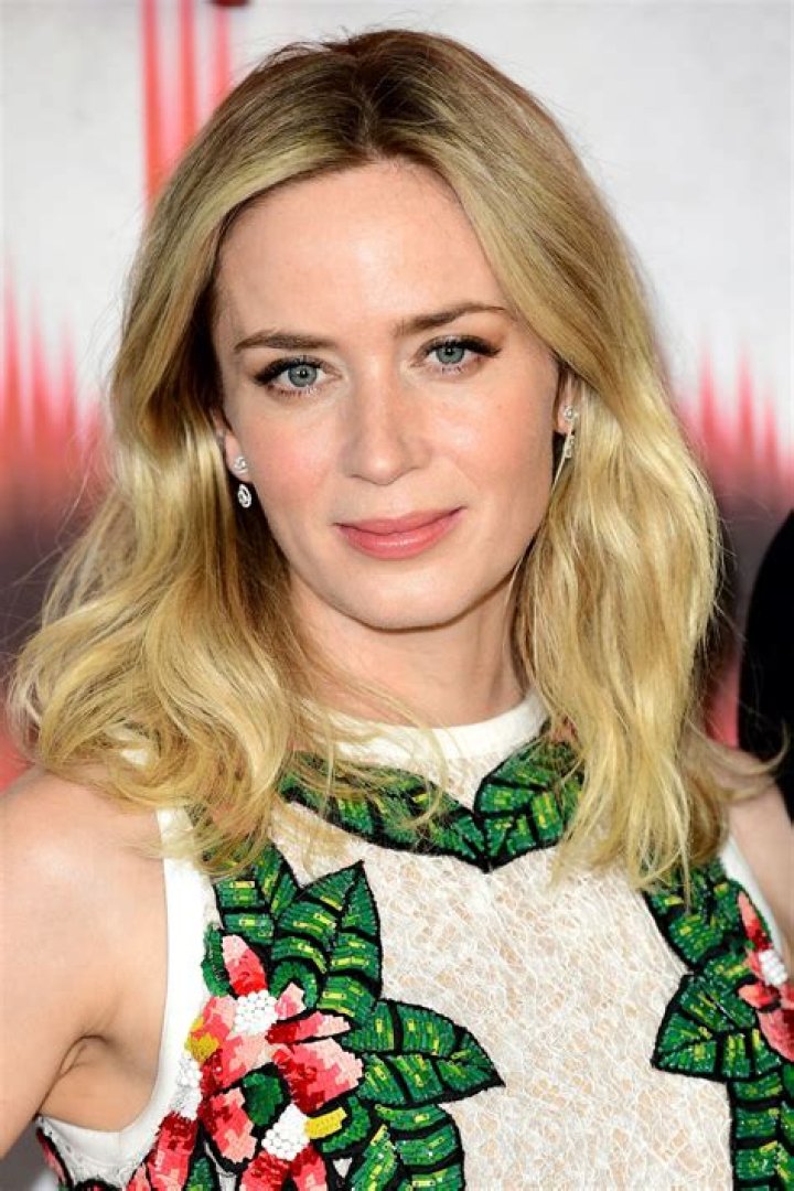 Emily Blunt's Height and Shoe Size How Tall Without Heels?