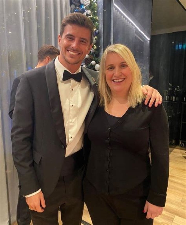 Emma Hayes Husband Or Partner Is She Married In 2023? Model Fact