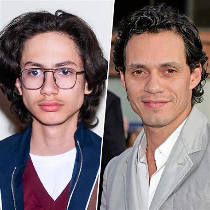 Emme, 14, Skips Dad Marc Anthony&rsquo;s Miami Wedding As They