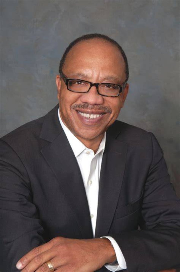 Eugene Robinson Speaking Engagements, Schedule, & Fee WSB