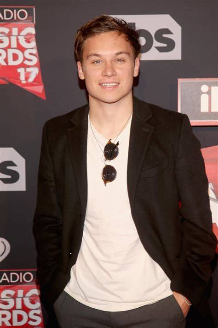 Finn Cole Biography IMDb