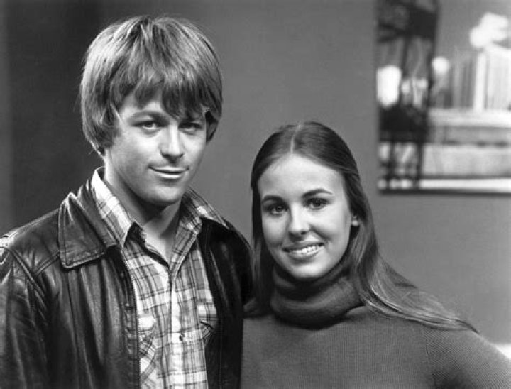 Genie Francis' Husband Jonathan Frakes Shares How He Met His Wife