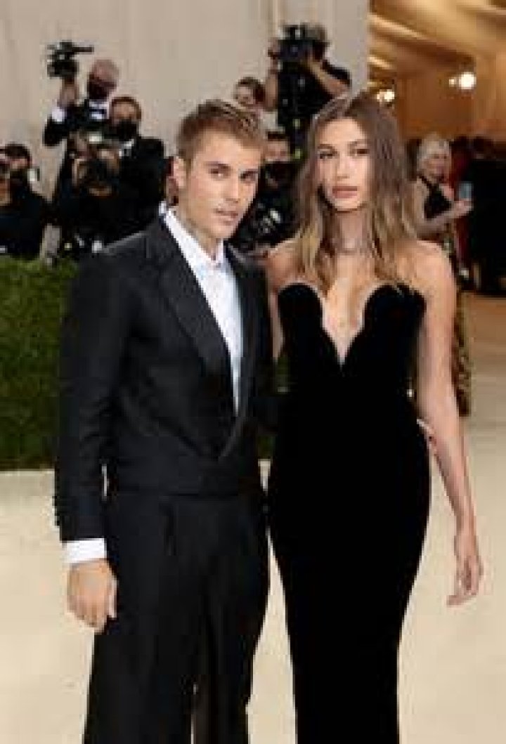 Hailey Bieber AnnmarieKia