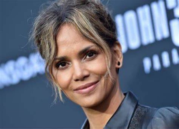 Halle Berry's Dating History See All the Famous Men She's Romanced!
