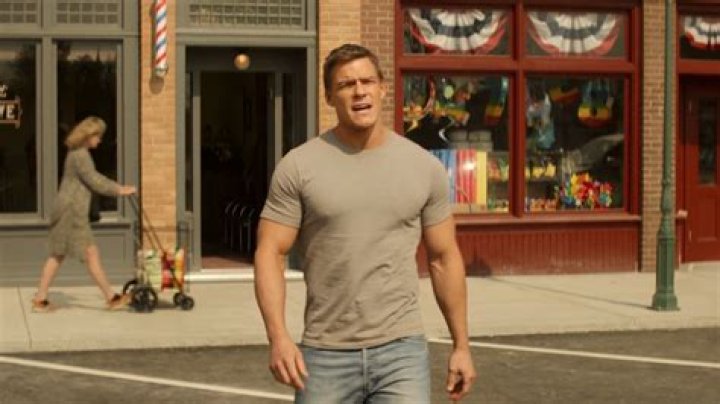 How Alan Ritchson Changed The Jack Reacher From The Books For TV