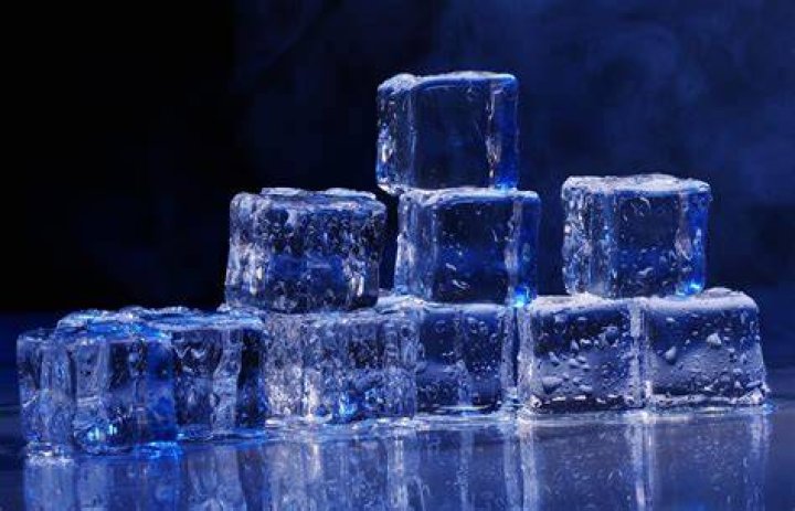 How Long Do Ice Cubes Take To Freeze? (And Why!) Alices Kitchen