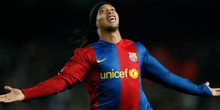 How Many Kids Does Ronaldinho Have: A Comprehensive Guide