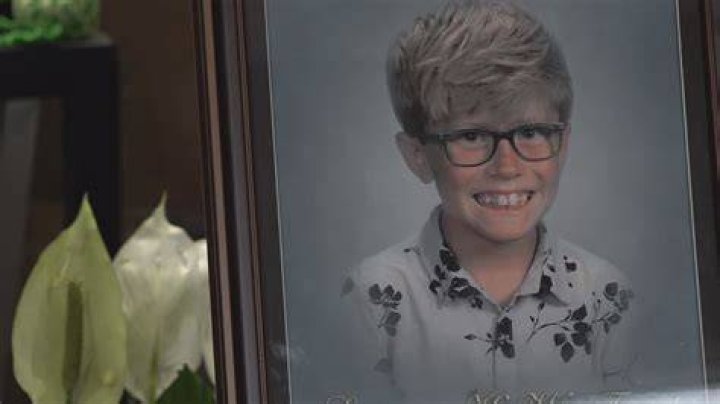 Hundreds remember Greenfield 10yearold cbs19.tv