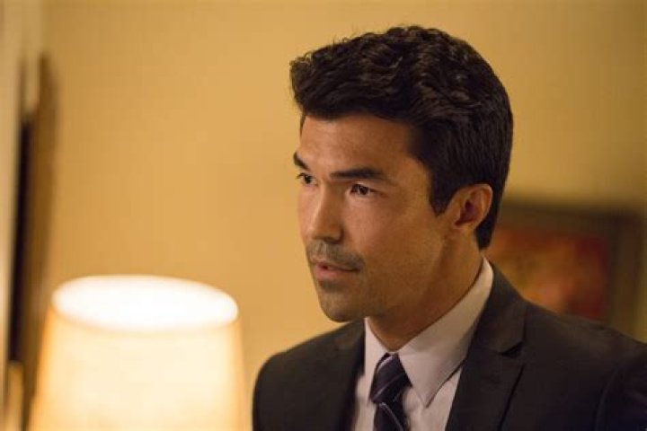 Ian Anthony Dale Interview For Hawaii Five0 Video POPSUGAR Celebrity