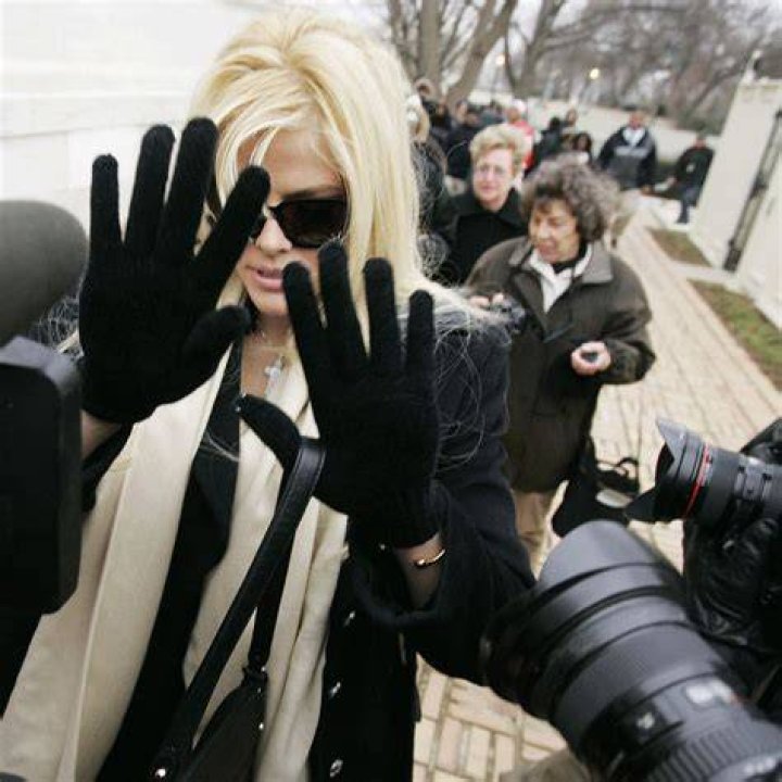Inside Anna Nicole's Sad Last Days Before Tragic Death At 39