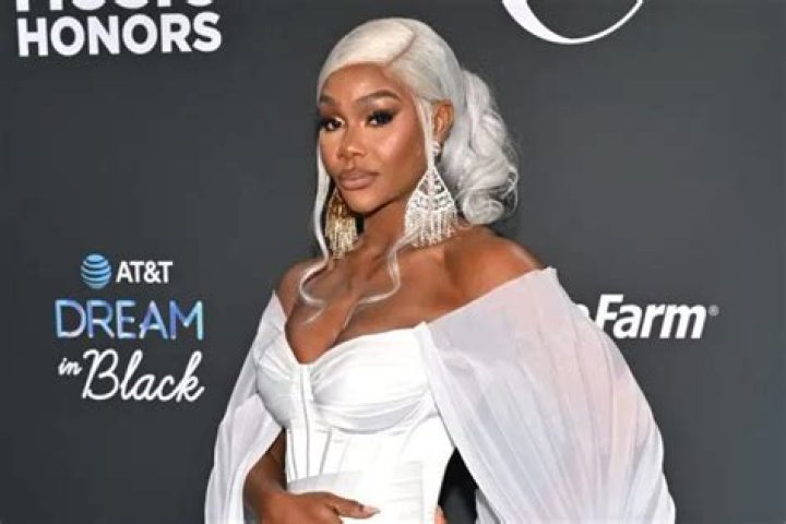 Jade Cargill Strolls With AKA Line Sisters In Iconic Routine During AEW