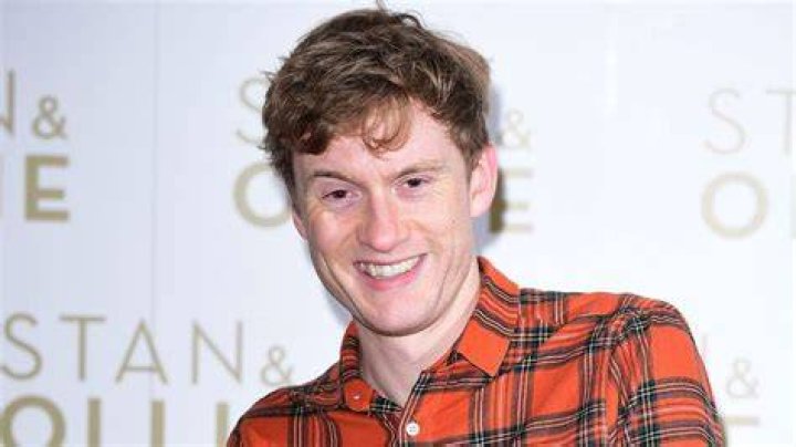 James Acaster Bio, Age, Young, Career, Wife, Disability, Baby, Twitter