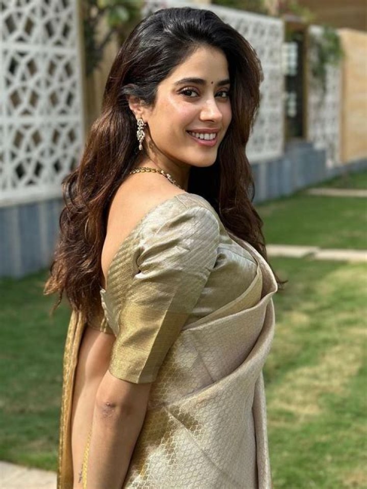 Janhvi Kapoor's exboyfriend Shikhar Pahariya कौन हैं Janhvi Kapoor