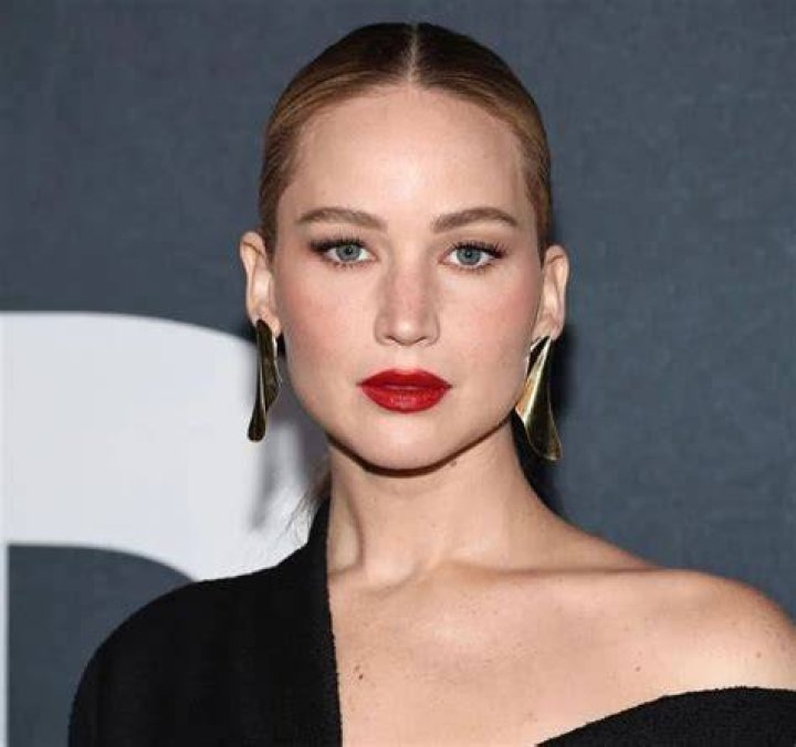 Jennifer Lawrence Complete Bio