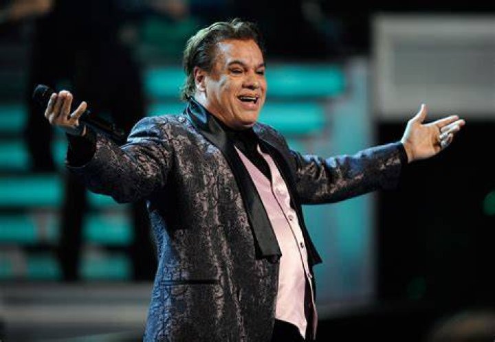 Juan Gabriel dead Superstar Mexican singer and songwriter dead at 66