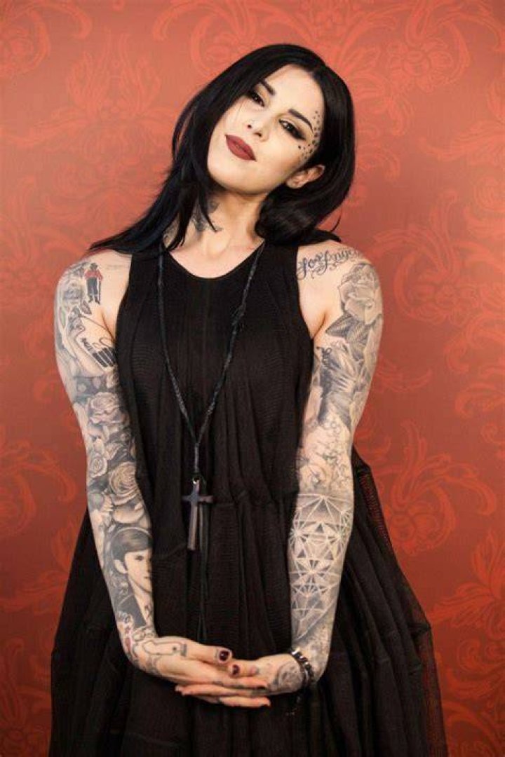 Kat Von D Celebrates 10 Years of Sobriety