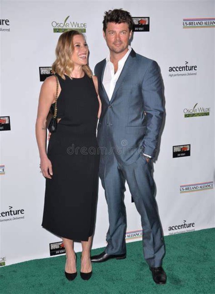 Katee Sackhoff & Karl Urban from ComicCon 2016 Star Sightings E! News