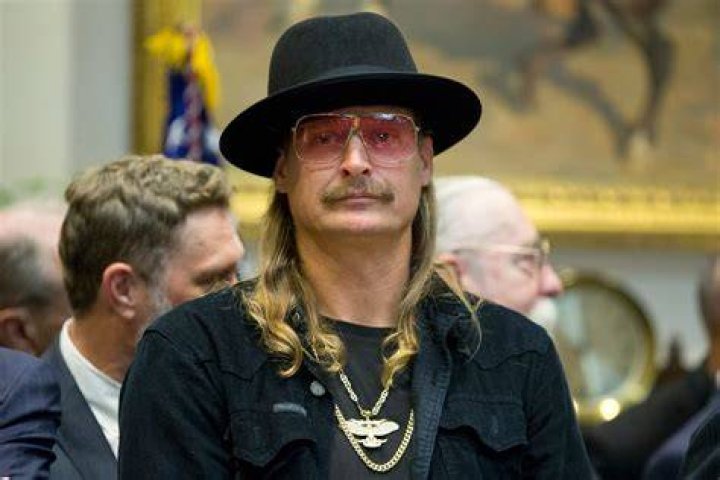 Kid Rock unleashes lewd Oprah Winfrey stage tirade, follows with tweet
