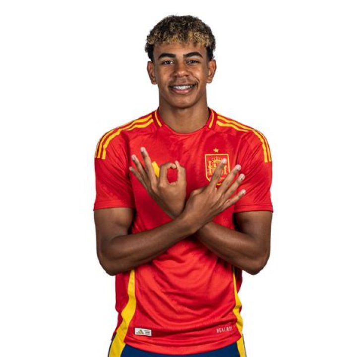 Lamine Yamal's rumoured girlfriend said to be married Football