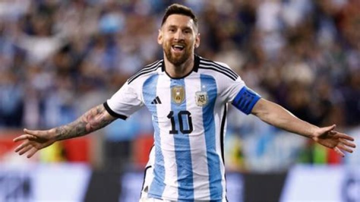 Leo Messi's TOP 10 goals of all time
