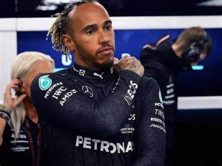 Lewis Hamilton height How tall is the 7time F1 champion? FirstSportz