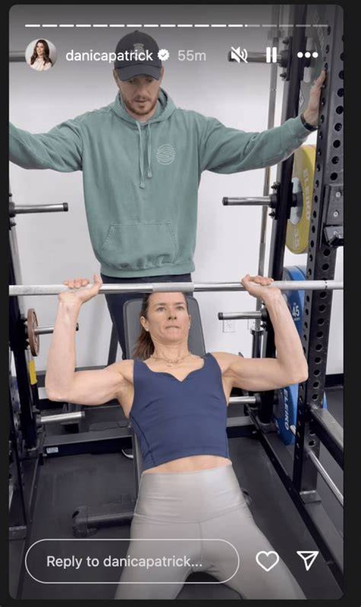 Look Danica Patrick Going Viral In Miami On Sunday Afternoon The Spun