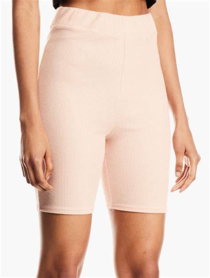 Lyst Missguided Pink Ribbed Short Sleeve Bodycon Midi Dress in Pink