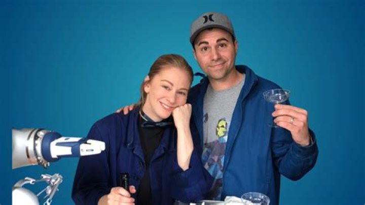 Mark Rober 2024 Wife, net worth, tattoos, smoking & body facts Taddlr