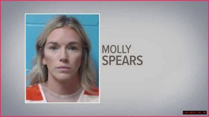 Molly Noblitt: A Life Behind Bars