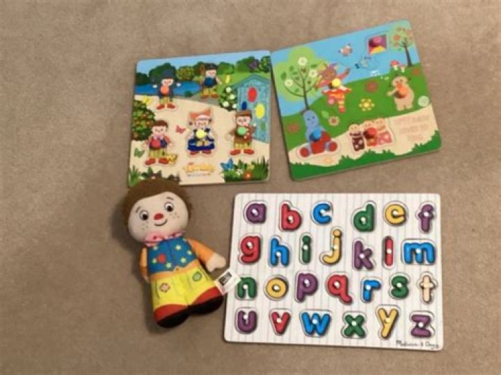 Mr Tumble puzzles in RM16 Hundred for &pound;5.00 for sale Shpock